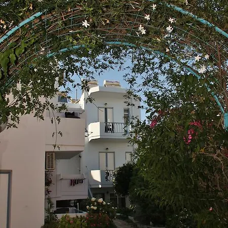Apartahotel Santa Irene