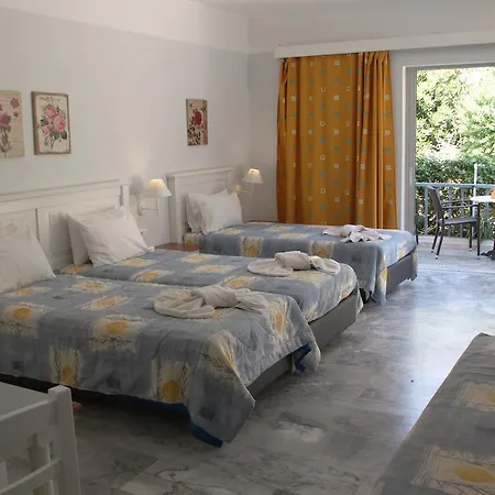 Santa Irene Aparthotel