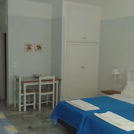 Apartahotel Santa Irene 2*